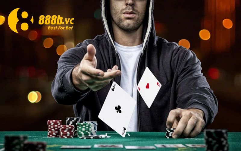 Cách chơi poker khá đơn giản nên các bet thủ có thể dễ dàng tham gia